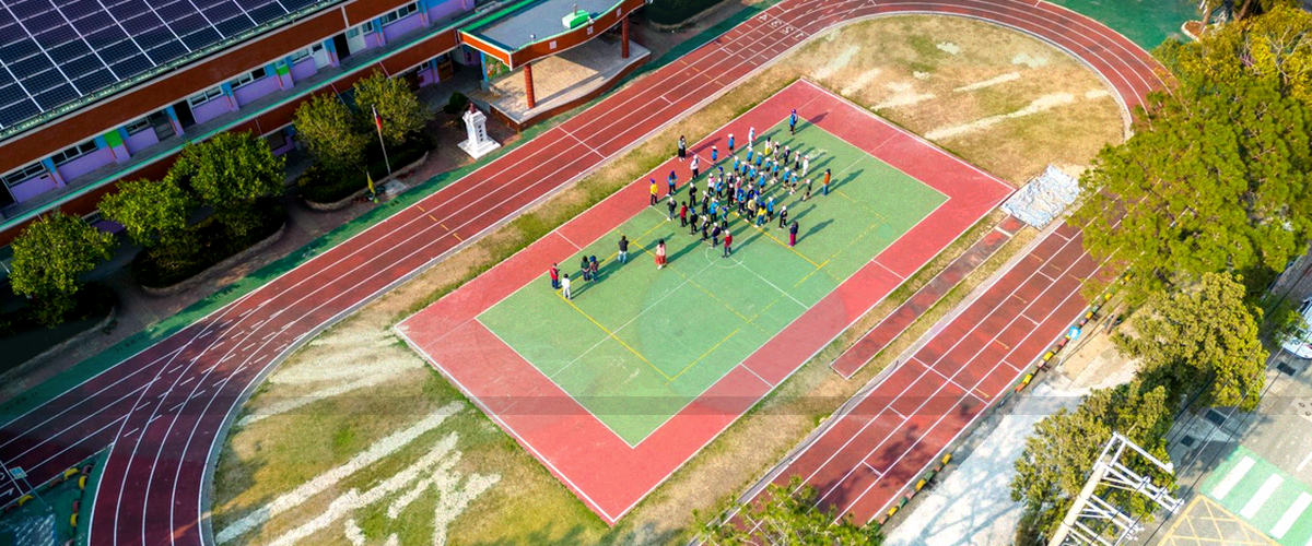 动感光线下的体育赛事氛围抽象图